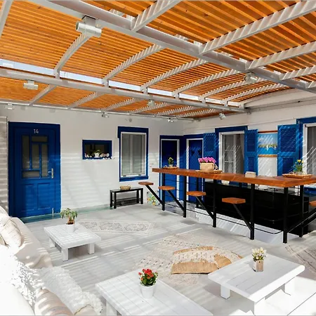 Ziv Boutique Town Square Ii